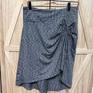 The North Face Cypress Hi-Low Skirt Like New MEDIUM